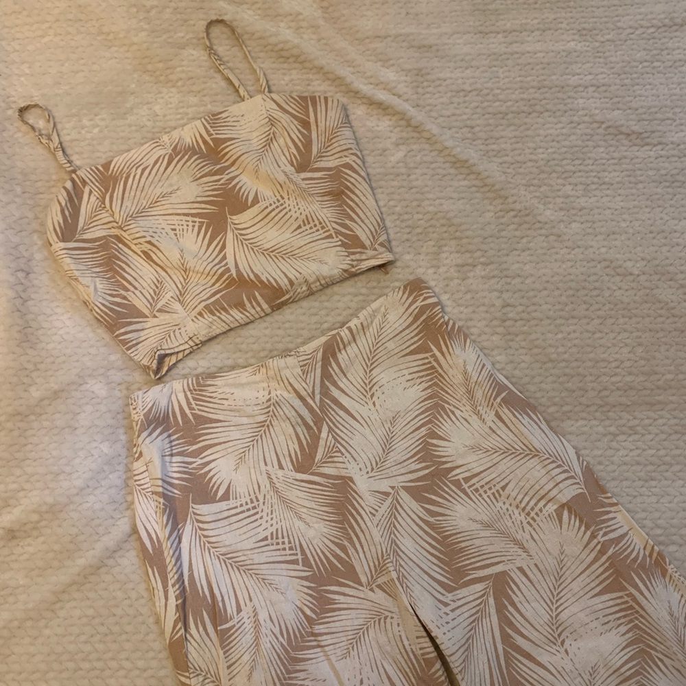Forever 21 Neutral Tropical two-Piece set